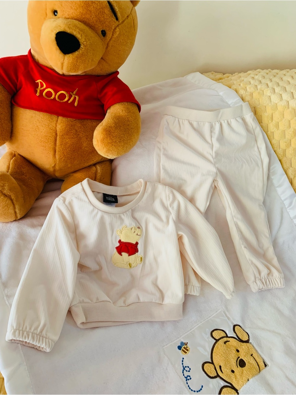 Disney Winnie The Pooh Ribbed Velour Sweatshirt Jogger Set Cream 18 M NWT Cozy